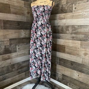 Patrons of Peace 🕊 strapless floral maxi dress